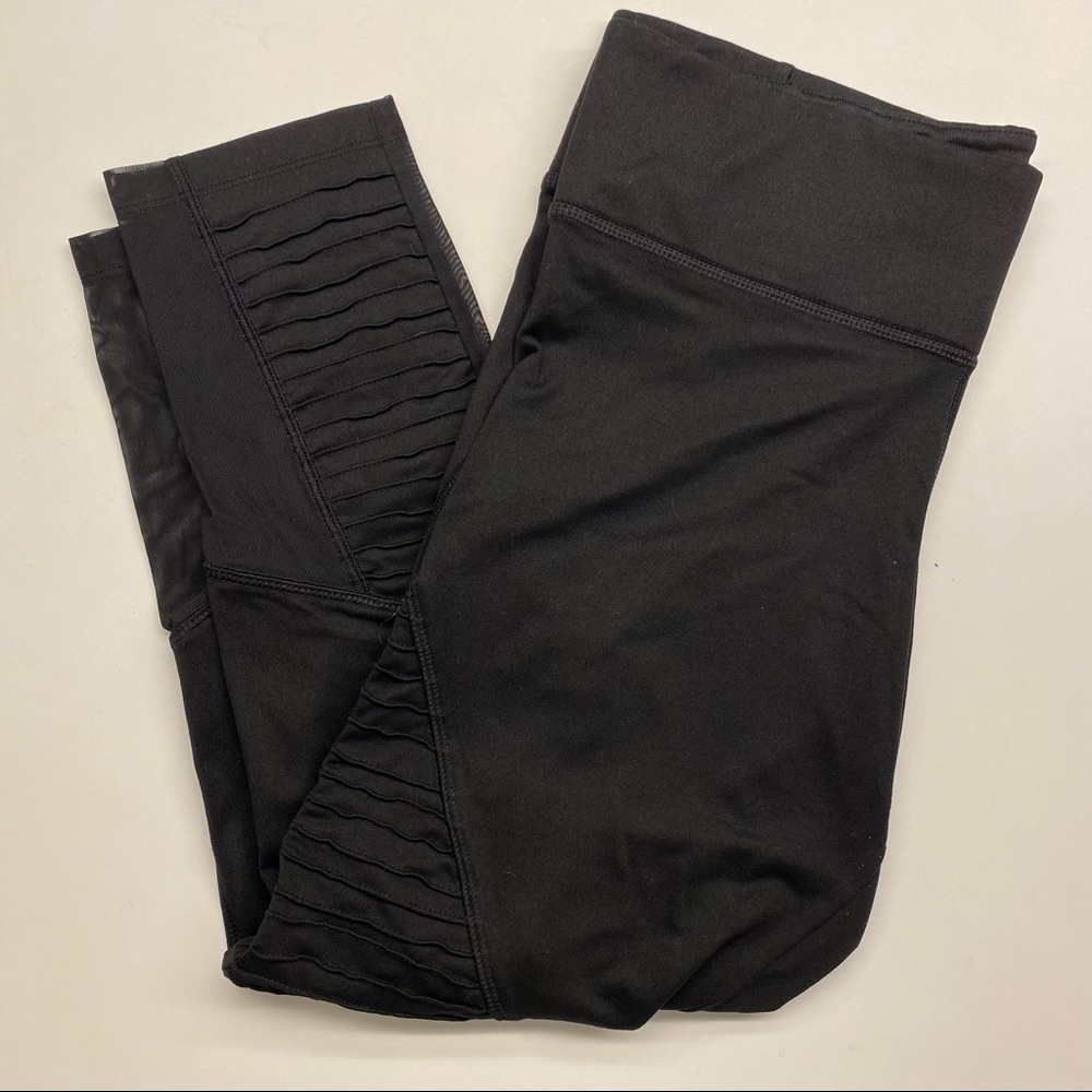 VICTORIAS SECRET LEGGINGS - M  - Mesh detail